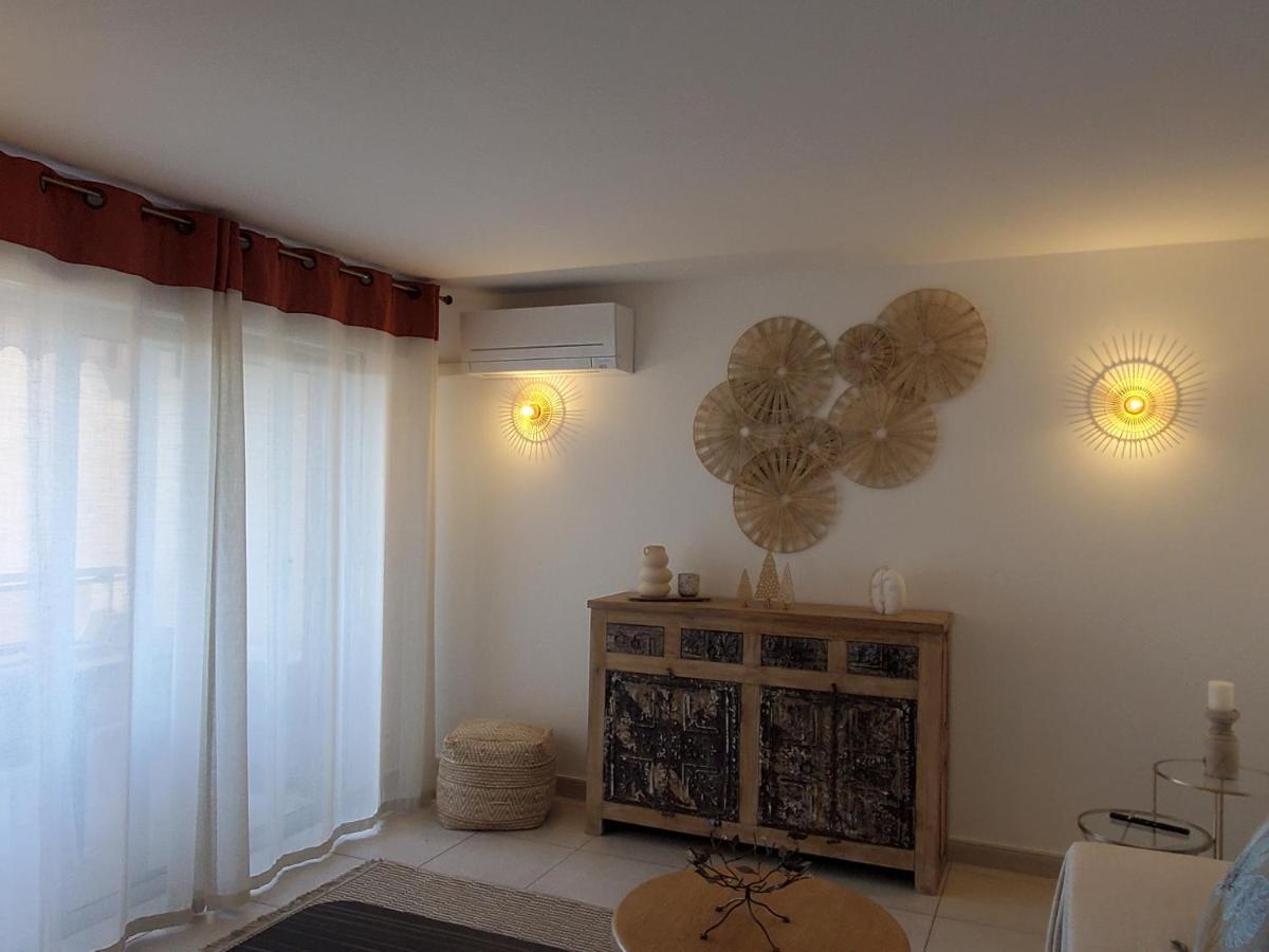 Frejus Plage Le Capitole T2 35M2 Climatise Balcon Exterior foto