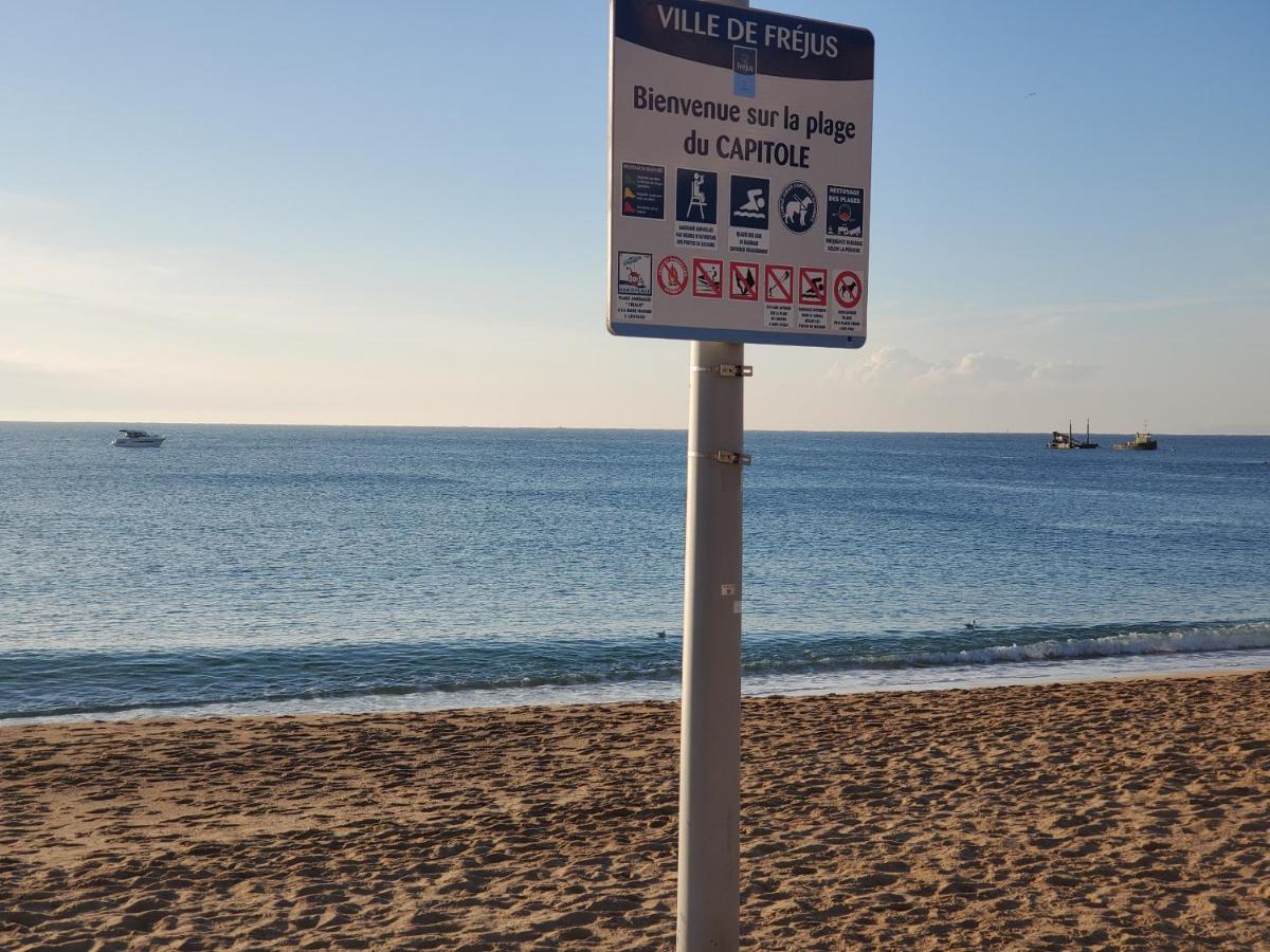 Frejus Plage Le Capitole T2 35M2 Climatise Balcon Exterior foto