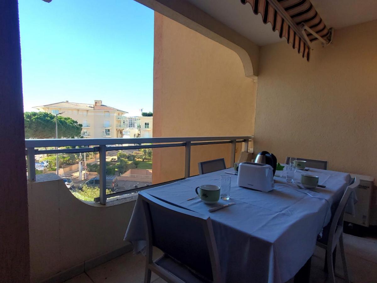 Frejus Plage Le Capitole T2 35M2 Climatise Balcon Exterior foto